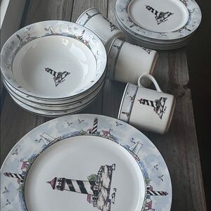 Lighthouse Design Dinnerware Set